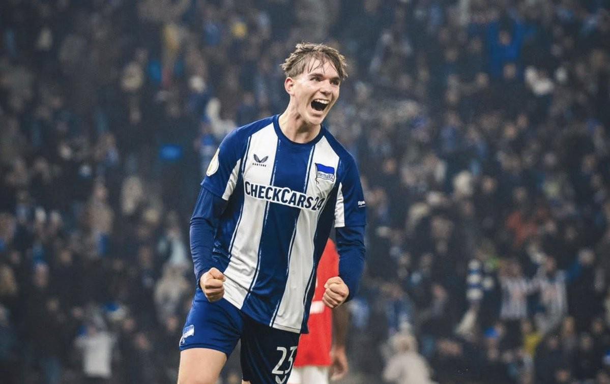 8868体育登录-罗马诺：曼城加入柏林赫塔16岁中场艾希霍恩争夺战